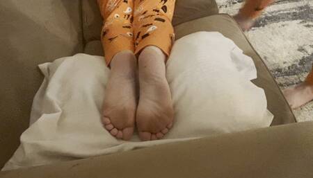 Phoenixxx Gets Revenge on VioletRainn