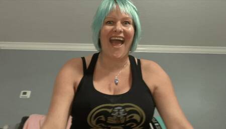 Jenni Foxx Tickles You All Over (SD 720p WMV)