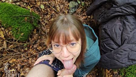 Hide and Fuck Outdoor Quicky!!