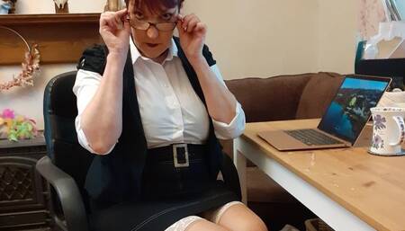 Solo secretary toy fun