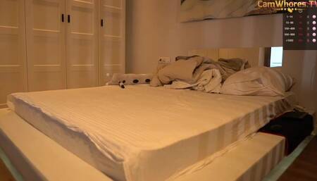 Slut mounted and fucked