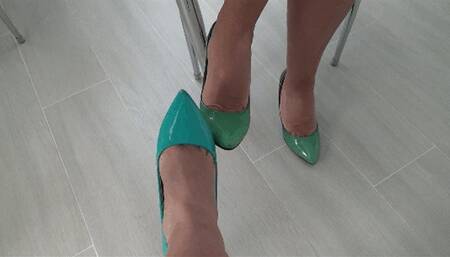 Toe Kissing and toe tapping 2SHP