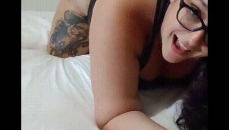 BBW bouncing her ass 2