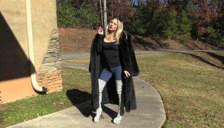 The Big Game Huntress (WMV HD)