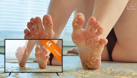 Crushing the Crisps - ASMR and Food Crush - 4K 2160p MP4