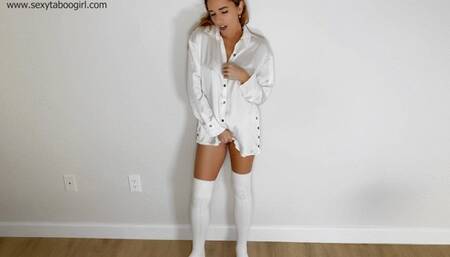 Pee Fetish In Thigh High Socks