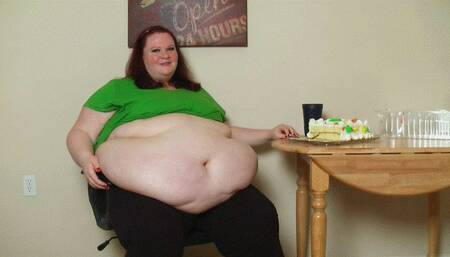 Feedee Eats to Gain Weight and Rubs Her Stuffed Belly compilation *MP4*