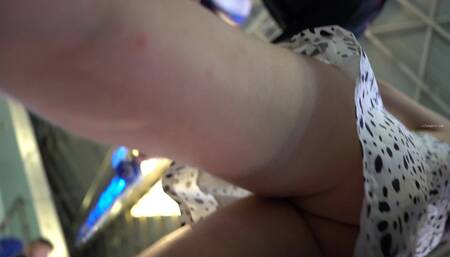 CAMERA UPSKIRT SIN BRAGAS 1