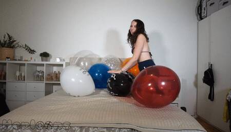 Saskia's yoga sit popping