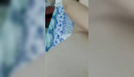 Cute Vietnamese Girl Gives Super Erotic Blowjob