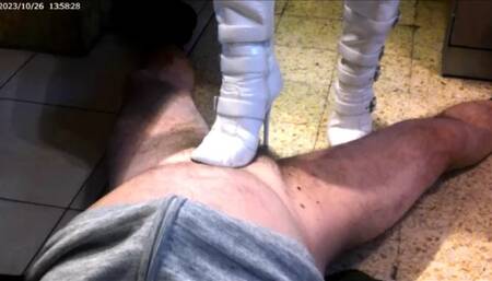 Dirty soles, a doormat !