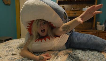 Land Shark: Scent of a Woman - Starring Phoenix