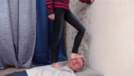 Pretty 18 yo cutie enjoys supremacy over docile pal, vf1086x 1080p