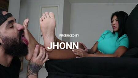 taina-costa-worship-video