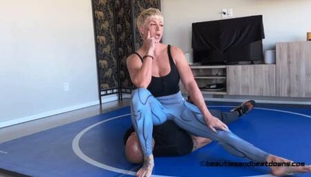 Sat On By A Muscle Goddess - UltraHD (WMV)