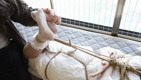 XY03-Xiaoxiao was tied into a hog tied with a mouth ball