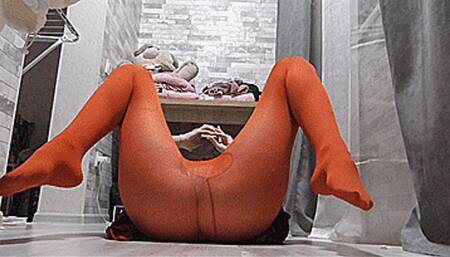 STOKE TO MY SHINY STOCKINGS! MP4