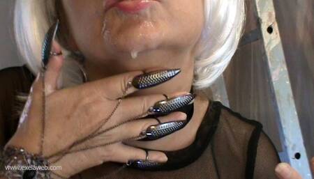 Exela gives a spectacular BJ with dripping cumface for Halloween