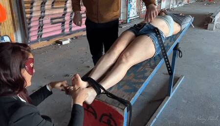 You will talk ! – Hard interrogation for the crook girl by 2 professional ticklers (feet, belly and armpits)