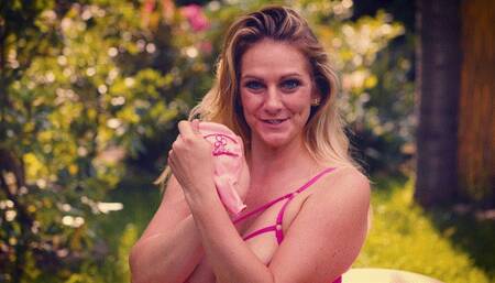 Cold Angel blow to pops a pink 24 Inch TufTex Balloon HD Version