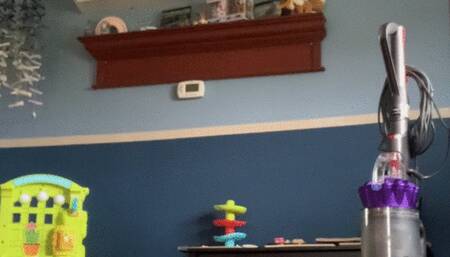 Carina Racy - Giantess Maid Vacuums Tiny