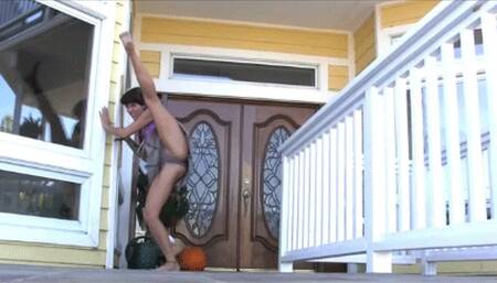 Kung Fu Kicking Practice -Mp4