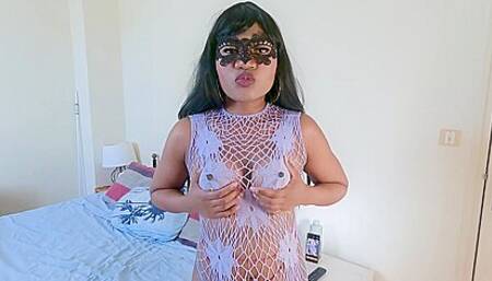 Belle Noire En Robe