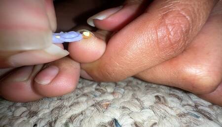 Giantess Cirilla - Cleaning My Dirty Feet with Her Pretty Face