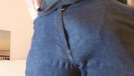 Big visible dick print