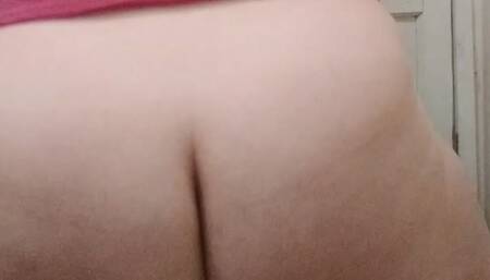 Chubby Stomach Using Dildo on Themselves