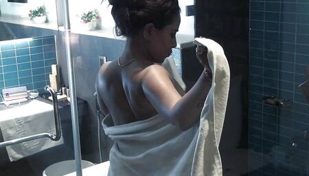 Desi Girl Made Fucking Session with Her Boyfriend in Shower