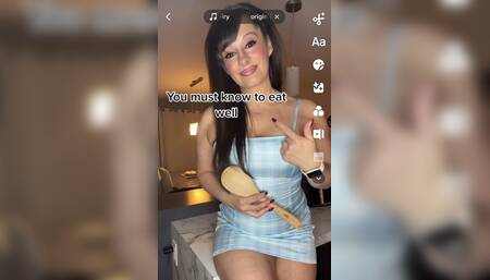 What to Expect When You Date a Hot Mom!!