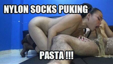 DEEP THROAT FUCKING PUKE 240116D FULL HD SARAI DEEPTHROAT PUKING PASTA IN TWO POSITIONS WEARING NYLON SOCKS HD MP4