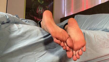 Soft Soles Hang Off Bed