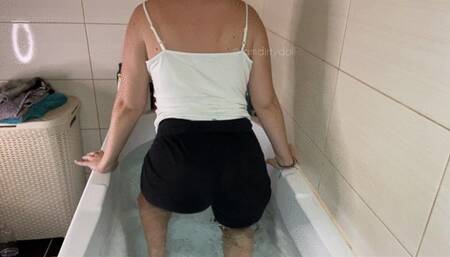Farting in Bathtub with clothes on!