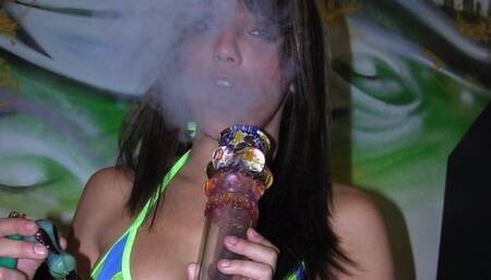 Hits from the bong pmv