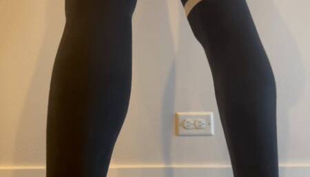 SQUEEZED AND SMOTHERED IN MY THIGHS AND ASS