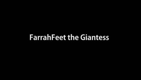 Farrahfeet the Giantess