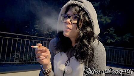 Night Smoking when is Minus Temperature Outside :) be with me at this moment ( wmv