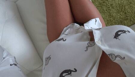 Licking and blowing raspberries on belly button 2ZaL