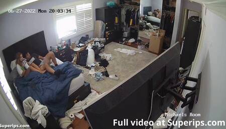 IPCAM – American teen girl gets masturbated till she cu