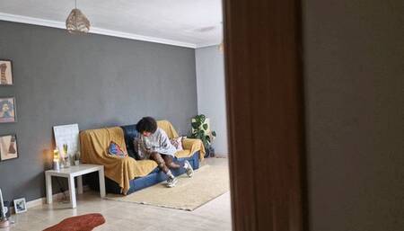 Housemate discovers I do shrink and vore