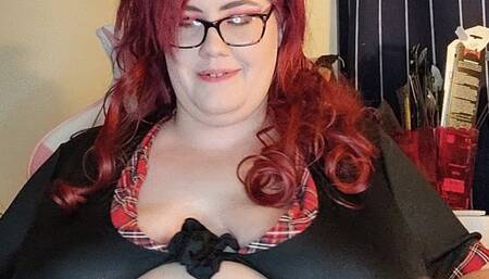 Eating a whole cheesecake & belly shakes