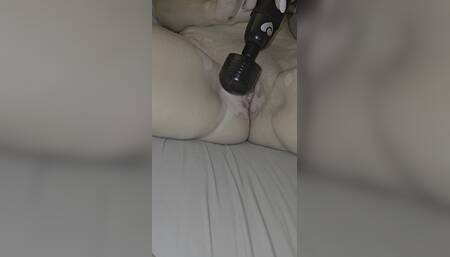 Real Amateur American Wife Masturbating on Home Video