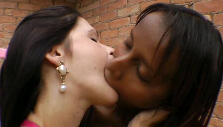 Hot kisses by Karina and Thalita