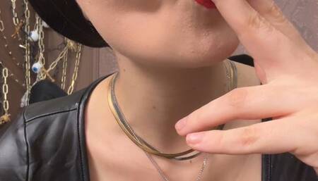 Sound of inhales and exhales in Snow White look inspo