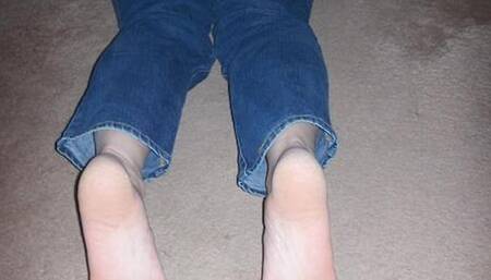 Carnivorous Kingdom Episode 2 - female barefoot, 720res video with extras including sneak peak video