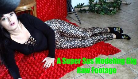 A Super Sus Modeling Gig - raw footage only 540res