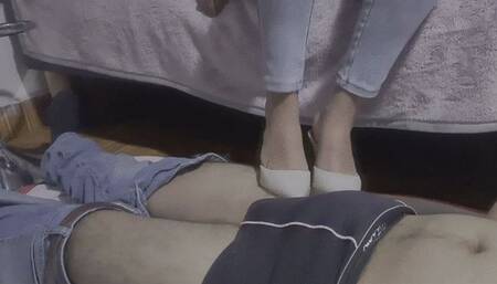 Cock crush with sexy shoes