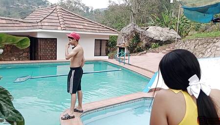 Petite Booty Is Fucked by Kem's Big Cock in the Pool - Porn in Spanish